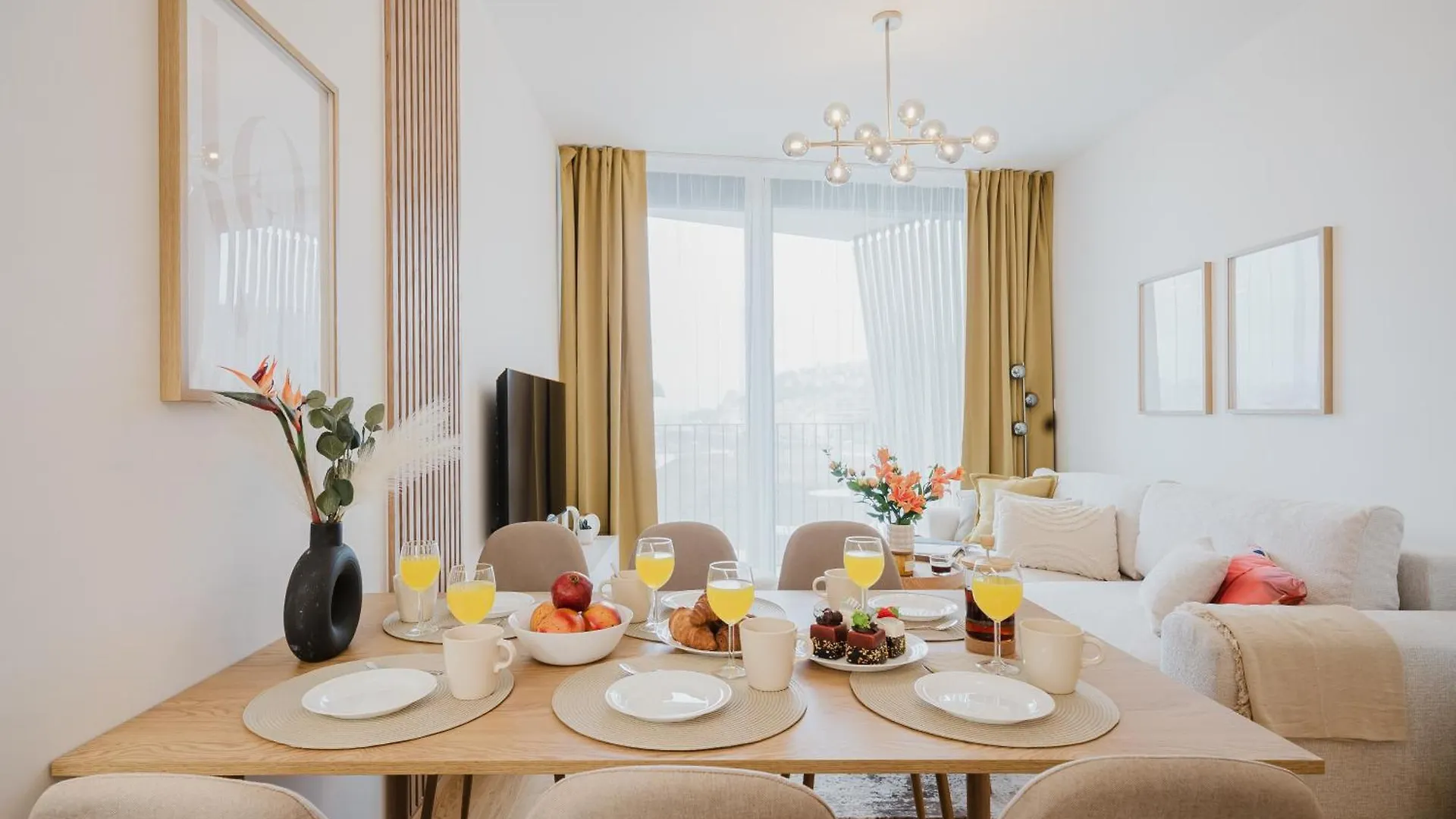 Prague Days - Apartments With Garage And Balcony In Smichov City