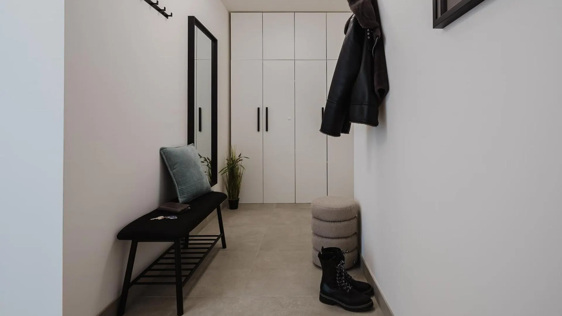 Prague Days - Apartments With Garage And Balcony In Smichov City 0*,
